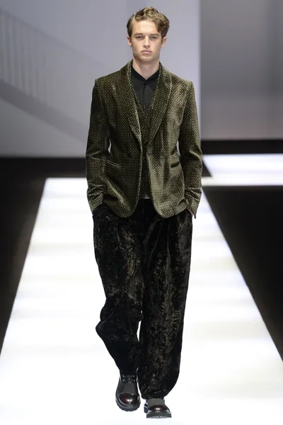 Look 68